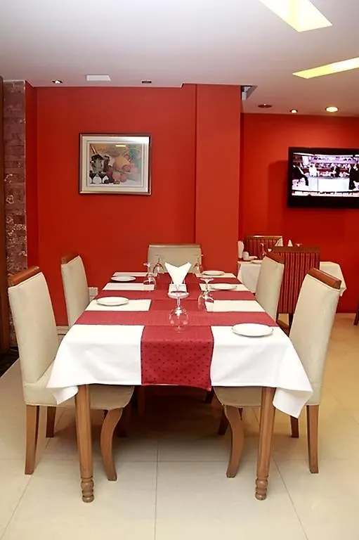 Hotel Swiss Garden Dhaka 3*,