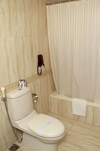 Hotel Swiss Garden Dhaka 3*,
