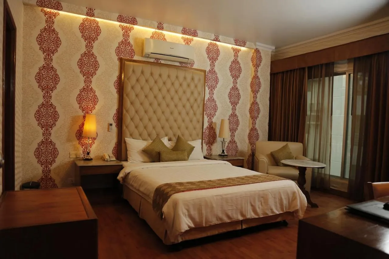 ***  Hotel Swiss Garden Dhaka Bangladesh